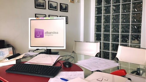 Albandea Abogados