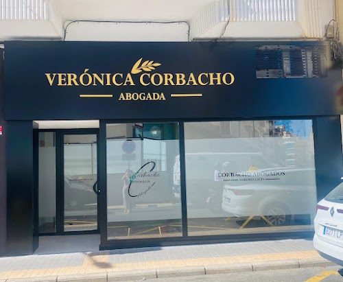 Verónica Corbacho - Abogada