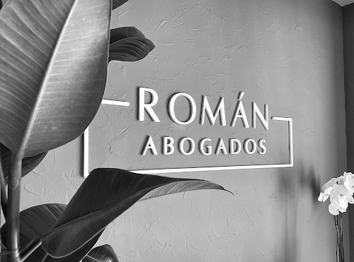 Román Abogados