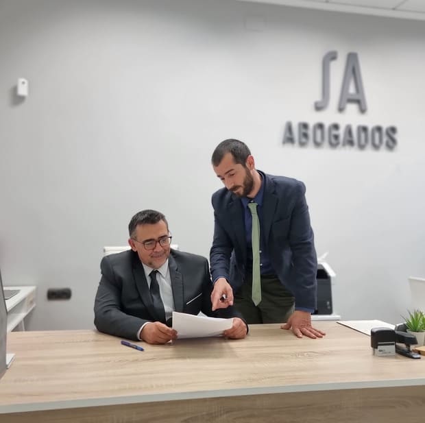 Ajusta Advocades - Abogados De Alzira